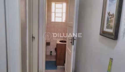 Casa com 8 quartos à venda na Rua Padre Emílio Miotti, Santa Rosa, Niterói, 510 m2 por R$ 700.000