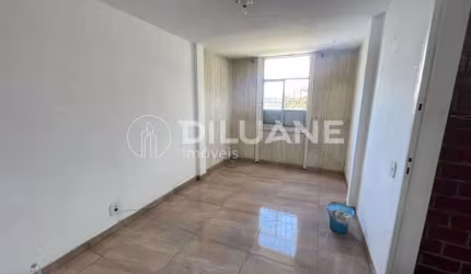Apartamento com 2 quartos à venda na Rua General Olímpio, Santa Cruz, Rio de Janeiro, 50 m2 por R$ 140.000