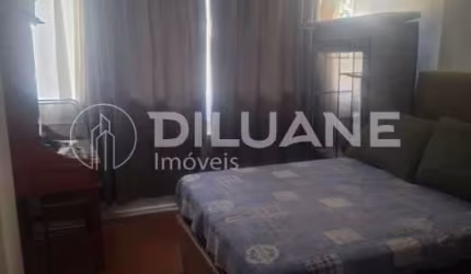 Kitnet / Stúdio à venda na Avenida Nossa Senhora de Copacabana, Leme, Rio de Janeiro, 22 m2 por R$ 450.000