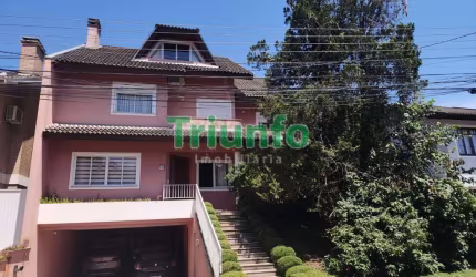 Casa em Condominio com 4 quartos  para alugar, 269.49 m2 por R$8900.00  - Santa Felicidade - Curitiba/PR