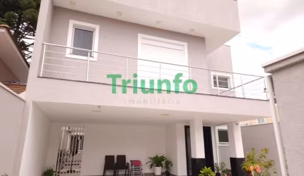 Casa Residencial com 3 quartos  à venda, 275.00 m2 por R$2500000.00  - Sao Braz - Curitiba/PR