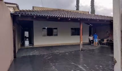 CASA TÉRREA A VENDA LOTE DE 500M2