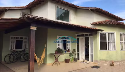 Casa com 4 dormitórios à venda por R$ 800.000,00 - Ouro Verde - Rio das Ostras/RJ