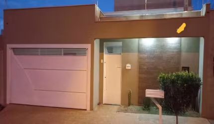 Casa com 3 quartos à venda no Jardim Santa Cecília, Ribeirão Preto  por R$ 650.000