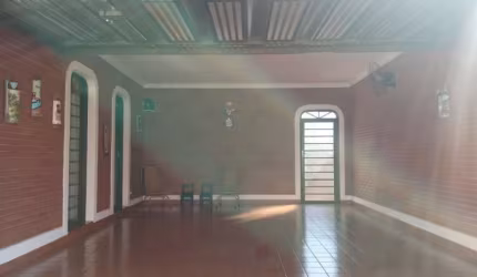 Casa com 4 quartos à venda no Jardim Castelo Branco, Ribeirão Preto  por R$ 443.000