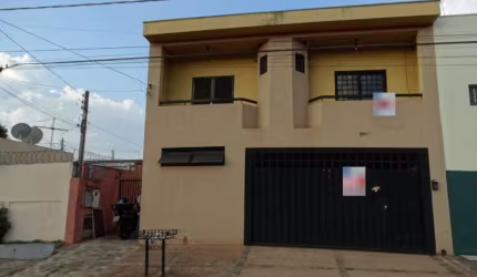 Casa com 5 quartos à venda na Vila Mariana, Ribeirão Preto  por R$ 420.000
