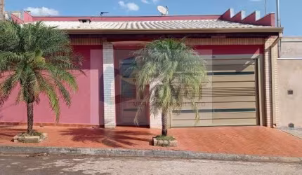Casa com 2 quartos à venda no Parque Das Amoreiras, Serrana  por R$ 315.000