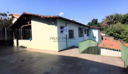 Casa de 04 quartos à venda no bairro Betânia Belo Horizonte MG
