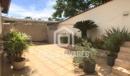 Casa para Venda no bairro Nova Gameleira, Belo Horizonte, MG.