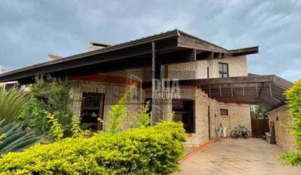 Casa a Venda em Jurerê, Florianópolis