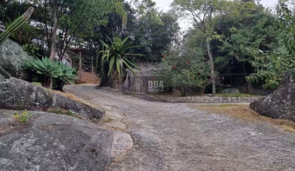 Casa a Venda em Florianópolis, bairro Cachoeira do Bom Jesus