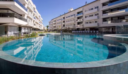 Apartmento duplex, alto patrão com 5 suítes em Jurerê