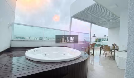 Moderna cobertura linear em Jurerê