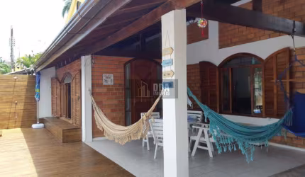 Casa a Venda em Florianópolis, bairro Canasvieiras
