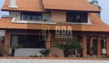Excelente casa na Daniela,4 dorm(3 suites),piscina ,3 salas.