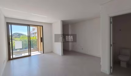 Apartamento novo com 02 suítes em Jurerê Internacional