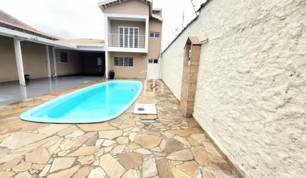 Casa com 3 quartos à venda no Terras de Benvira, Tremembé  por R$ 477.000
