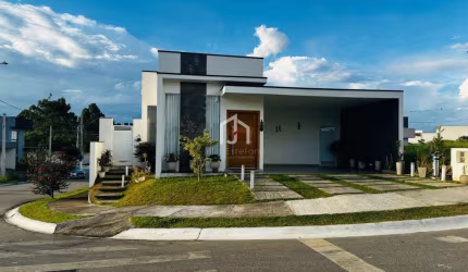 Casa em condomínio fechado com 3 quartos à venda na Estrada Amácio Mazzaropi, Vale dos Cristais, Taubaté por R$ 750.000