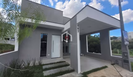 Casa em condomínio fechado com 3 quartos à venda na Rua Advogado José Penna Florençano, Chácara Belo Horizonte, Taubaté por R$ 495.000