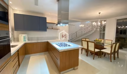 Casa em condomínio fechado com 4 quartos à venda em Campos do Conde, Tremembé  por R$ 1.600.000