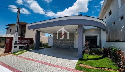 Casa em condomínio fechado com 3 quartos à venda no Jardim Santana, Tremembé  por R$ 1.280.000
