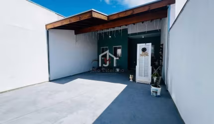 Casa com 2 quartos à venda na Rua Dez, Jardim do Lago I, Taubaté por R$ 345.000