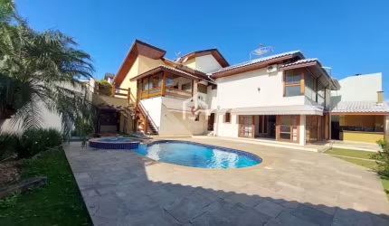 Casa em condomínio fechado com 5 quartos à venda na Rua das Azaléias, Residencial Santa Helena, Caçapava por R$ 1.690.000