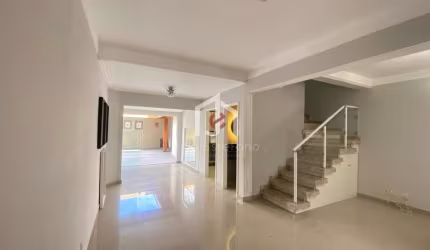 Casa em condomínio fechado com 3 quartos à venda na Rua Professor Ernesto de Oliveira Filho, Esplanada Independência, Taubaté por R$ 620.000