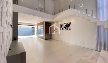 Casa em condomínio fechado com 3 quartos à venda na Avenida Carlos Pedroso da Silveira, Residencial Ouroville, Taubaté por R$ 1.800.000