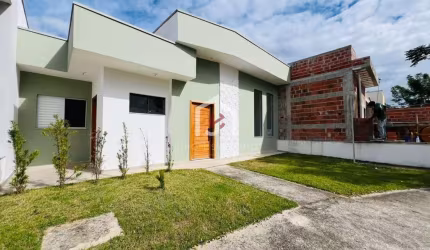 Casa em condomínio fechado com 2 quartos à venda na Rua Doutor Granadeiro Guimarães, Quiririm, Taubaté por R$ 470.000