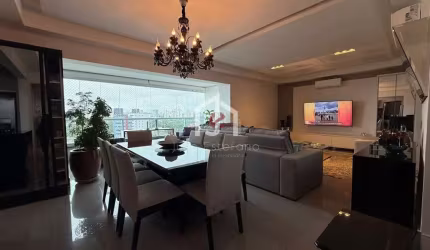 Apartamento com 3 quartos à venda na Rua Afonso Serafim, Loteamento Residencial e Comercial Bosque Flamboyant, Taubaté por R$ 1.250.000