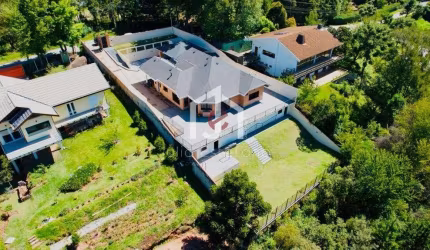 Casa com 4 quartos à venda no Alto da Boa Vista, Campos do Jordão  por R$ 2.600.000