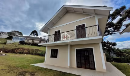 Casa em condomínio fechado com 3 quartos à venda no Jardim Atalaia, Campos do Jordão  por R$ 750.000