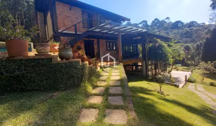 Casa em condomínio fechado com 3 quartos à venda no Parque Morro Pedra do Fogo, Campos do Jordão  por R$ 6.000.000