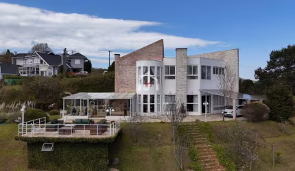 Casa em condomínio fechado com 4 quartos à venda no Descansopolis, Campos do Jordão  por R$ 7.000.000