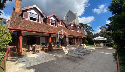 Casa com 6 quartos à venda na Vila Iara, Campos do Jordão  por R$ 6.000.000