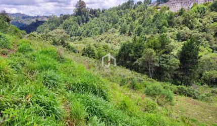 Terreno à venda no Alto do Capivari, Campos do Jordão  por R$ 1.000.000