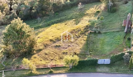 Terreno à venda no Jardim Atalaia, Campos do Jordão  por R$ 790.000