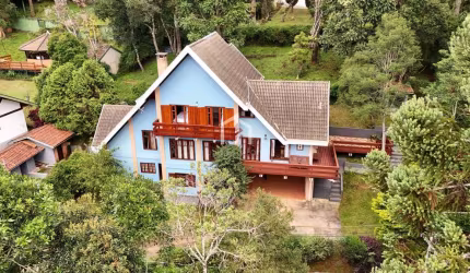 Casa com 3 quartos à venda no Recanto Araucária, Campos do Jordão  por R$ 1.290.000