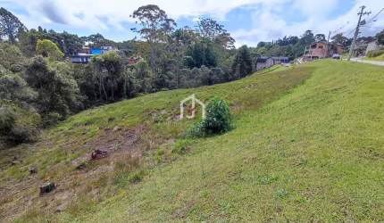 Terreno em condomínio fechado à venda no Colinas Capivari, Campos do Jordão  por R$ 1.000.000