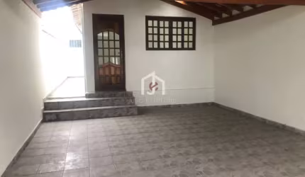 Casa com 3 quartos à venda na Rua Doutor Manoel Ignácio Marcondes Romeiro, Vila Rica, Pindamonhangaba por R$ 340.000
