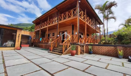 Chácara / sítio com 3 quartos à venda na Rua José Lourenço, Alto do Piracuama, Pindamonhangaba por R$ 1.600.000