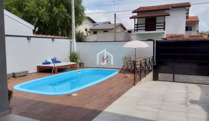 Casa com 3 quartos à venda na Rua Eduardo Pires de Moura, Residencial e Comercial Jardim Yassuda, Pindamonhangaba por R$ 580.000