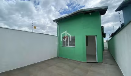 Casa com 2 quartos à venda na Avenida Dezesseis, Residencial e Comercial Portal dos Eucaliptos, Pindamonhangaba por R$ 230.000
