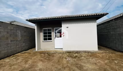 Casa com 2 quartos para alugar na Rua Projetada, Feital, Pindamonhangaba por R$ 1.100