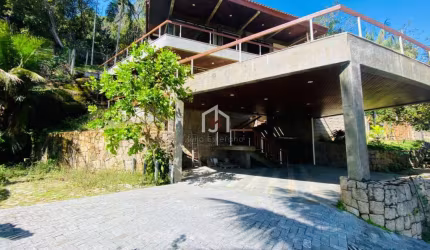 Casa em condomínio fechado com 4 quartos à venda em Toninhas, Ubatuba  por R$ 5.000.000