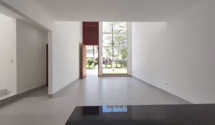 Casa em condomínio fechado com 4 quartos à venda em Horto Florestal, Ubatuba  por R$ 1.590.000