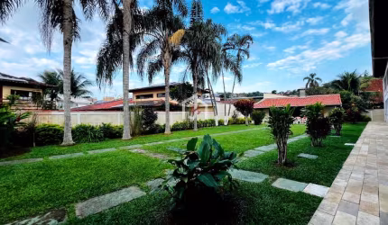 Apartamento com 2 quartos à venda em Toninhas, Ubatuba  por R$ 550.000