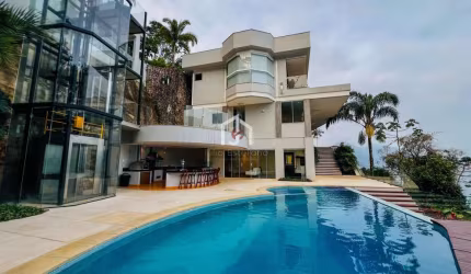 Casa em condomínio fechado com 4 quartos à venda na Praia Vermelha do Sul, Ubatuba  por R$ 15.000.000