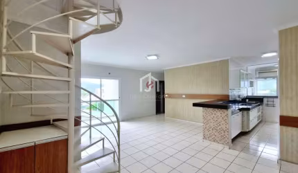 Cobertura com 3 quartos à venda no Centro, Ubatuba  por R$ 790.000